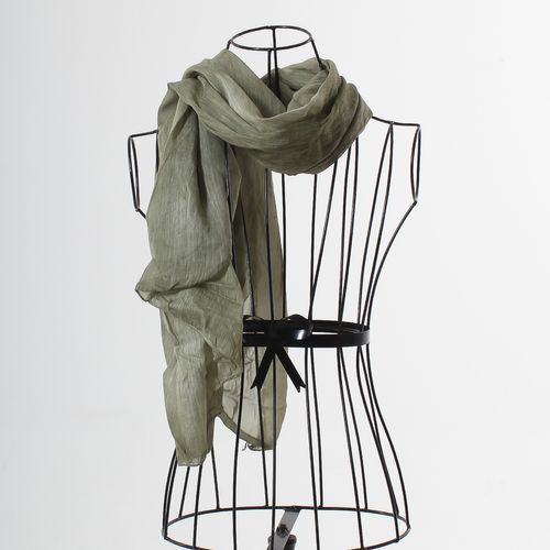 Pañuelos y fulares clásicos Venta al por en línea del mercado B2B | Euroingro.com