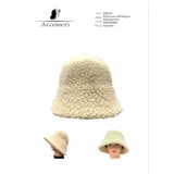 Bombetta Cappello Made in Cina Quotidiano — foto 1