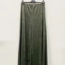 verde #57604B