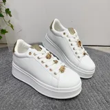 Sneakers(D) Genere Sneakers basse Donna Quattro stagioni Made in Cina Quotidiano Vari Colori Plateau Anteriore Tonda — foto 1