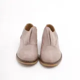 Stringate con elastico
Tacco 3 cm
Donna Autunno/Inverno Made in China Quotidiano
MARTIN PESCATORE — foto 3