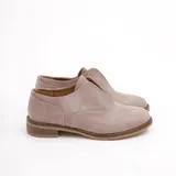Stringate con elastico
Tacco 3 cm
Donna Autunno/Inverno Made in China Quotidiano
MARTIN PESCATORE — foto 4