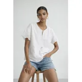 Blusa in sangallo con pizzi e laccetti — foto 1
