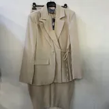 Coordinato blazer con pantalone a palazzo — foto 4