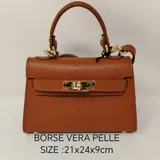 Borse in Pelle Genere Borsa a Tracolla Donna Quattro stagioni Made in Italia Quotidiano Colore Unico Bottoni — foto 1