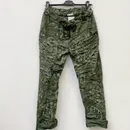 verde #57604B